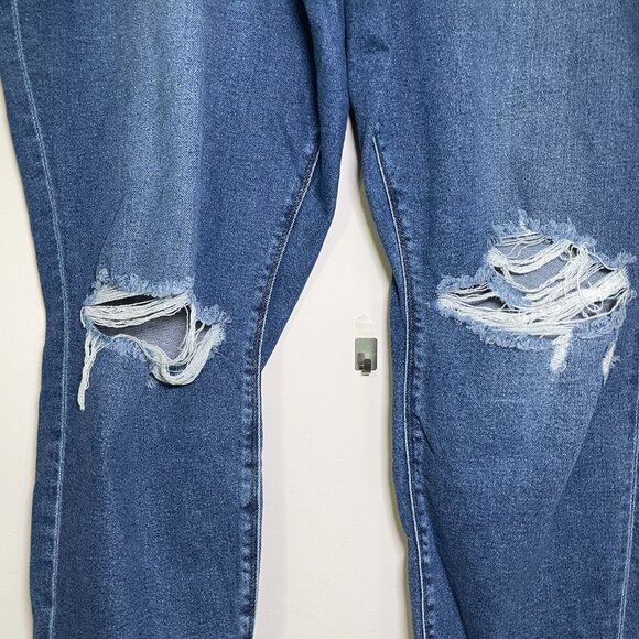 Women's Size 24R American Eagle Stretchy Distressed Knee Mom Jeans - Picture 8 of 12